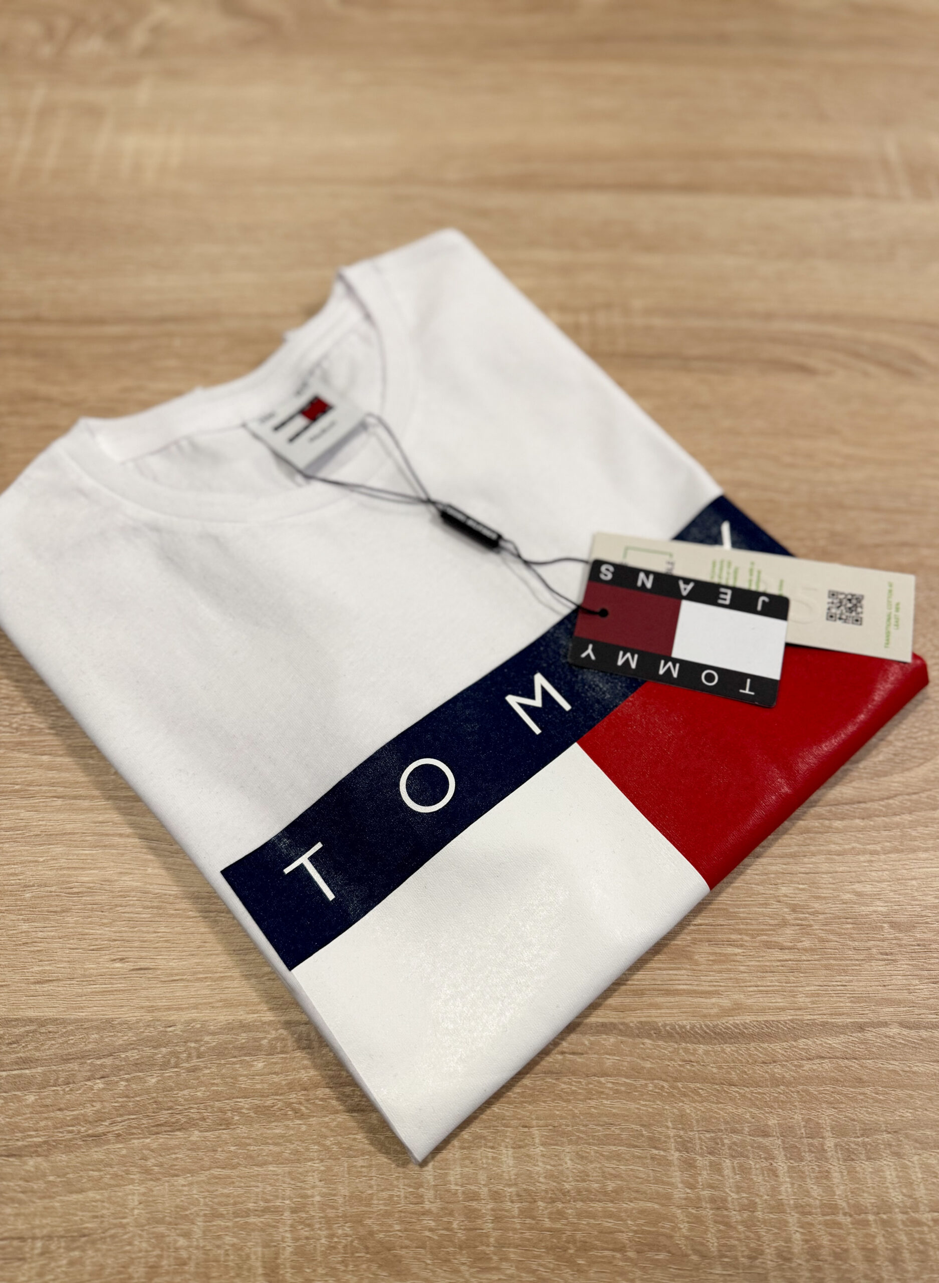 Koszulka Damska Tommy Jeans Biała - obrazek 2