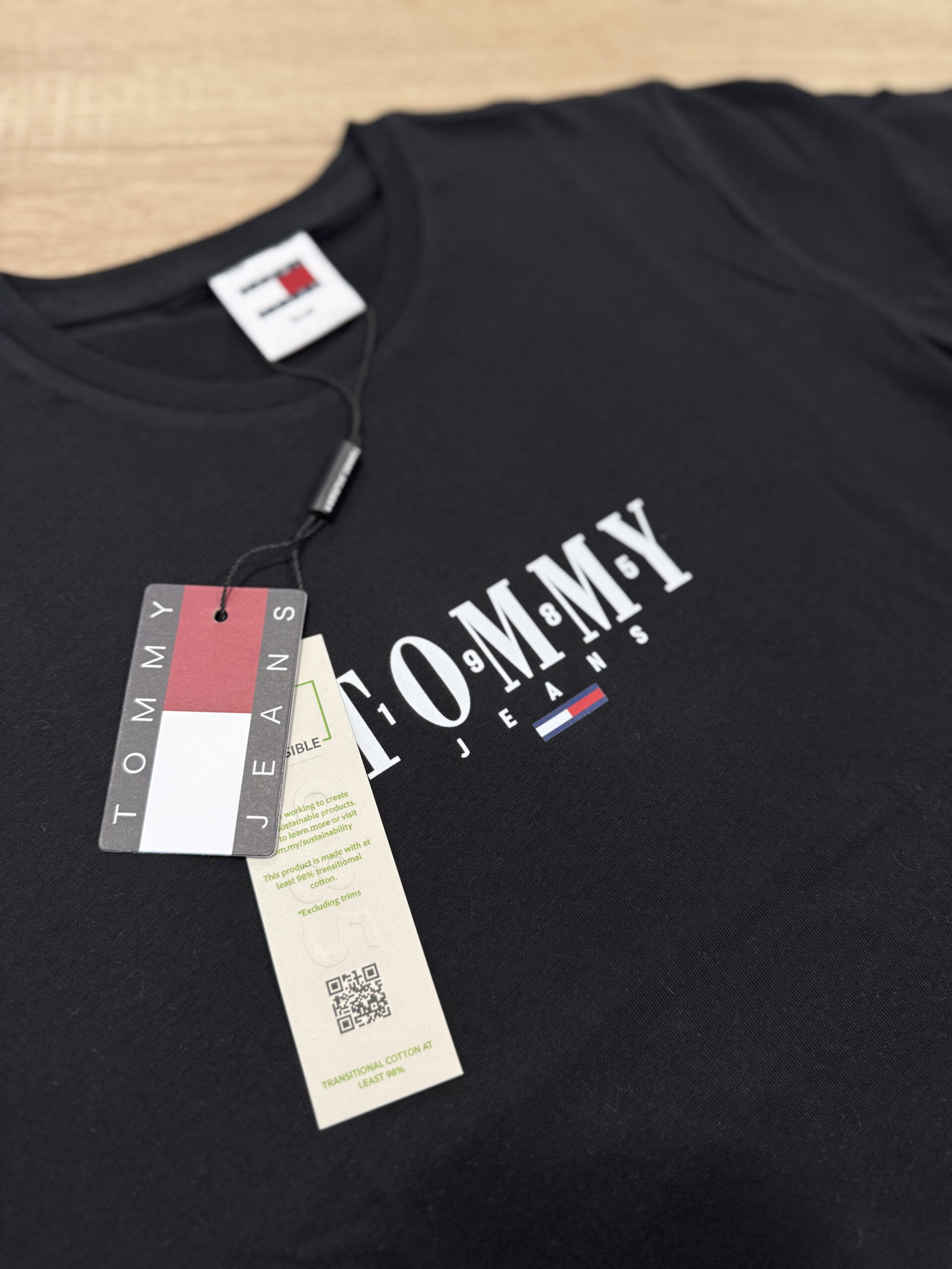 Koszulka Damska Tommy Jeans Czarna - obrazek 4