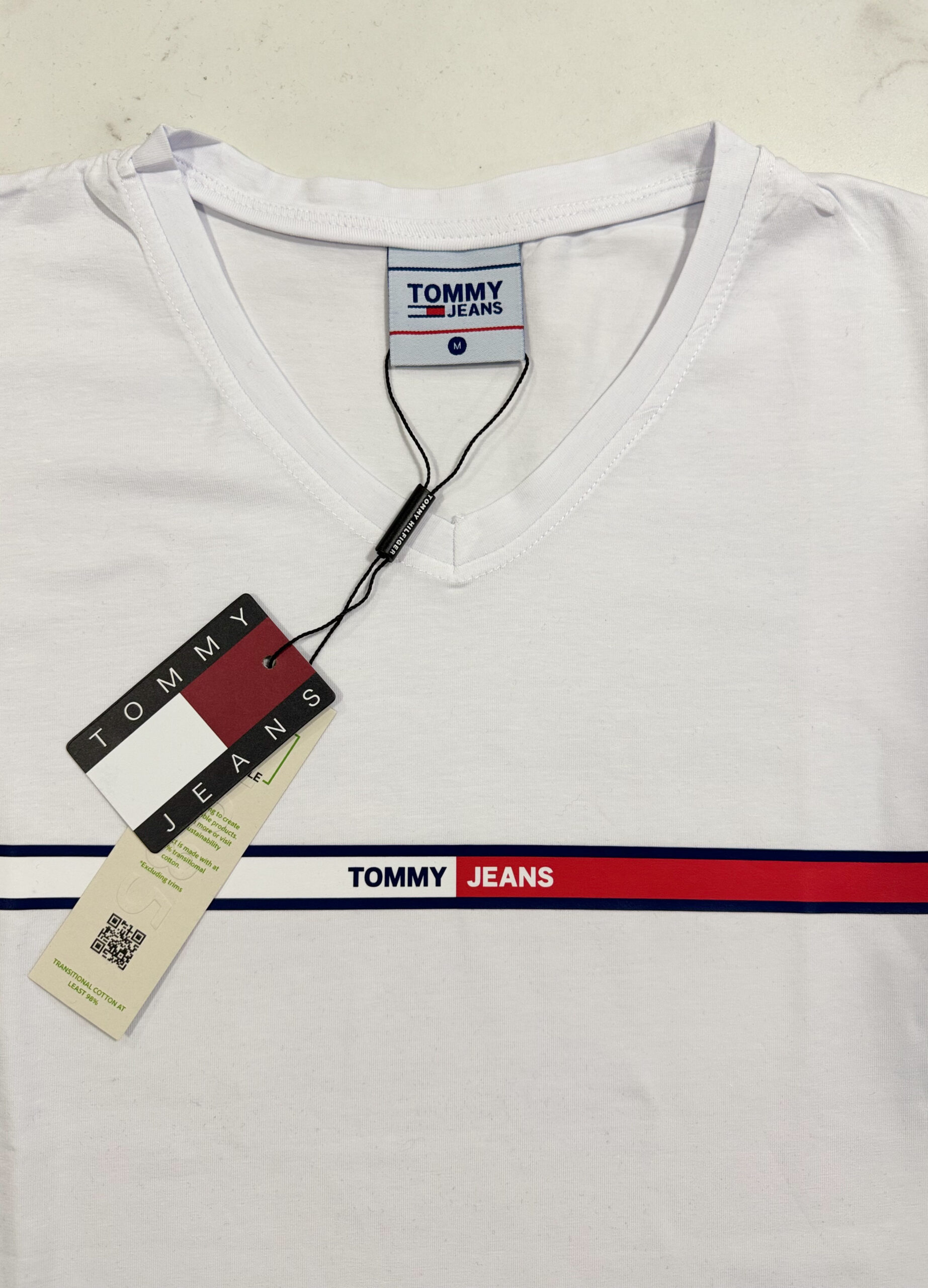 Koszulka Damska Tommy Jeans Biała Dekolt V - obrazek 4