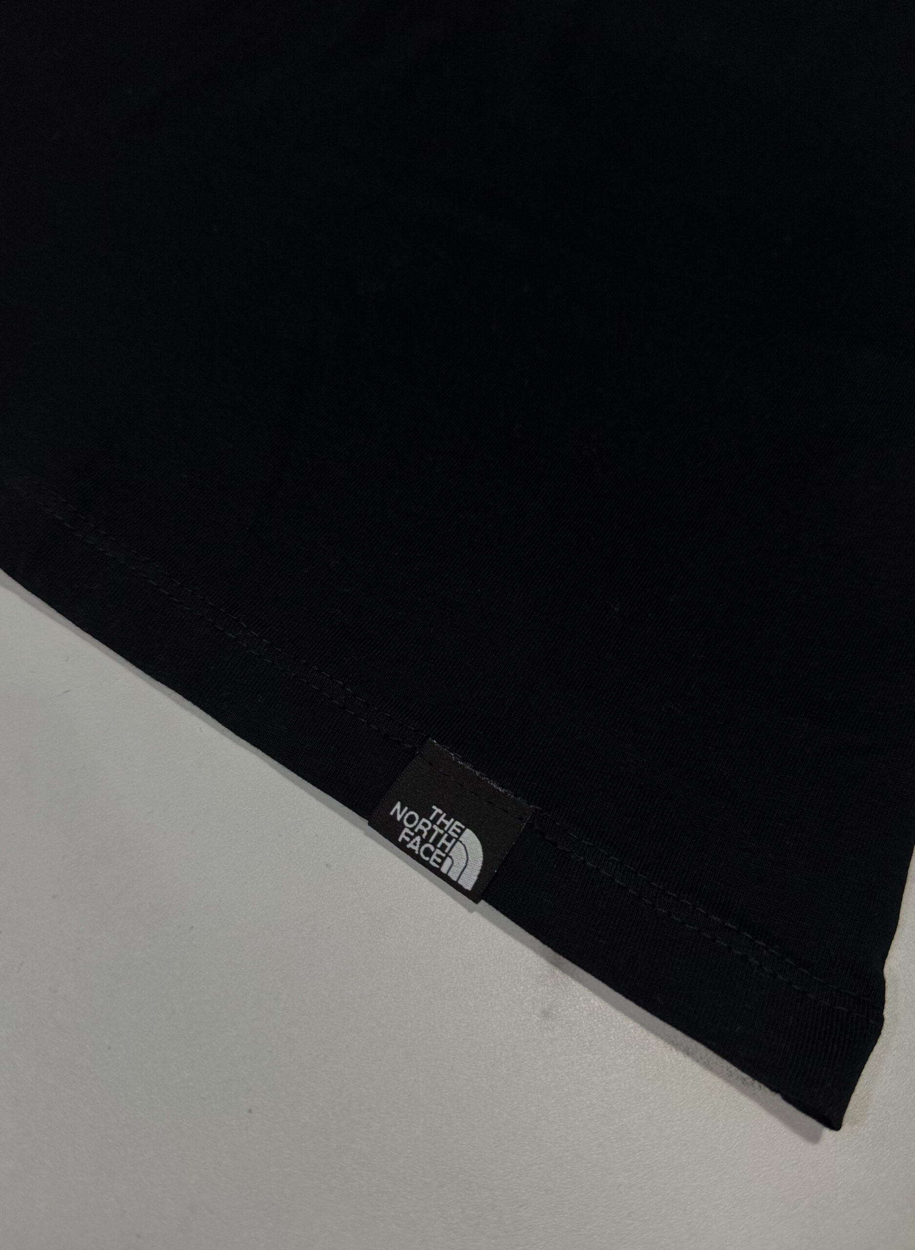 Koszulka Damska The North Face Czarna - obrazek 7